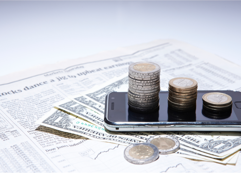 디자인펀치 제작 - HK investing Responsive Web/App 메인 비주얼 (모바일)